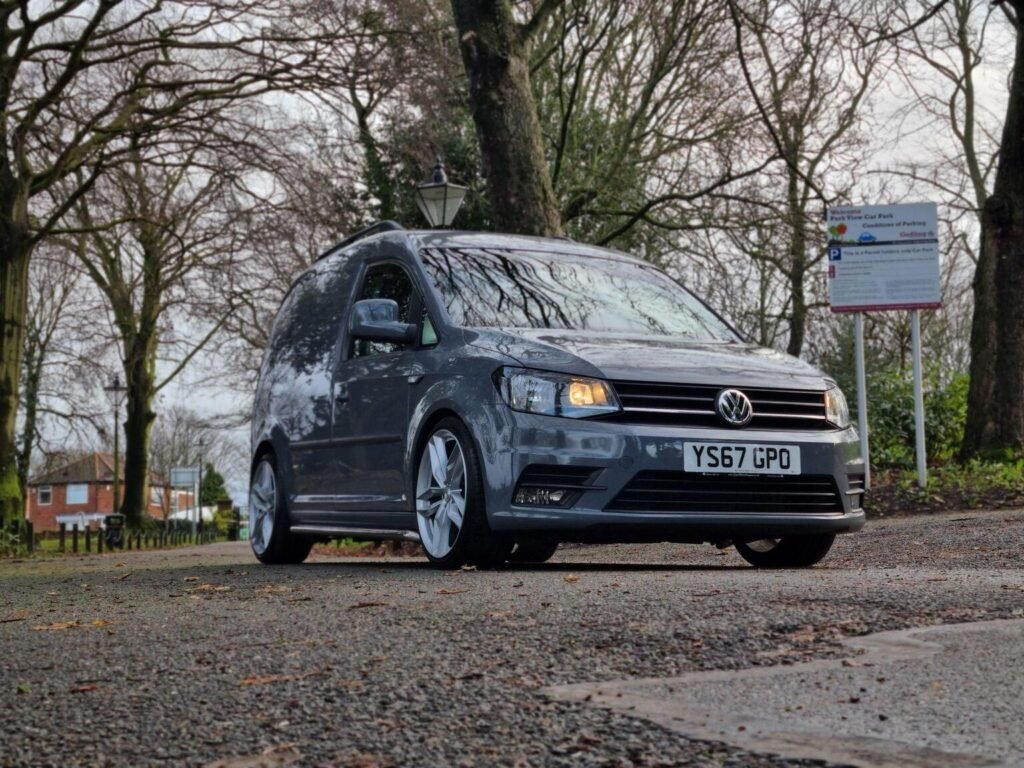 VOLKSWAGEN CADDY HIGHLINE 2.0 TDI (2017/67)